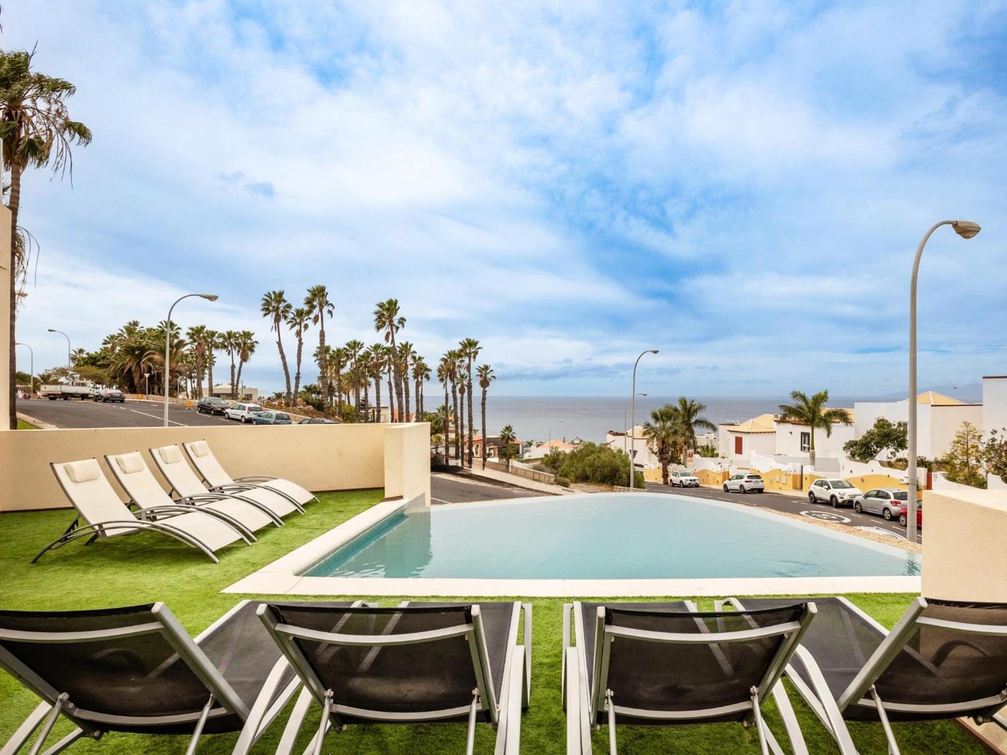 Villa Olbia Charming Dreamview With Jacuzzi 아데제 외부 사진