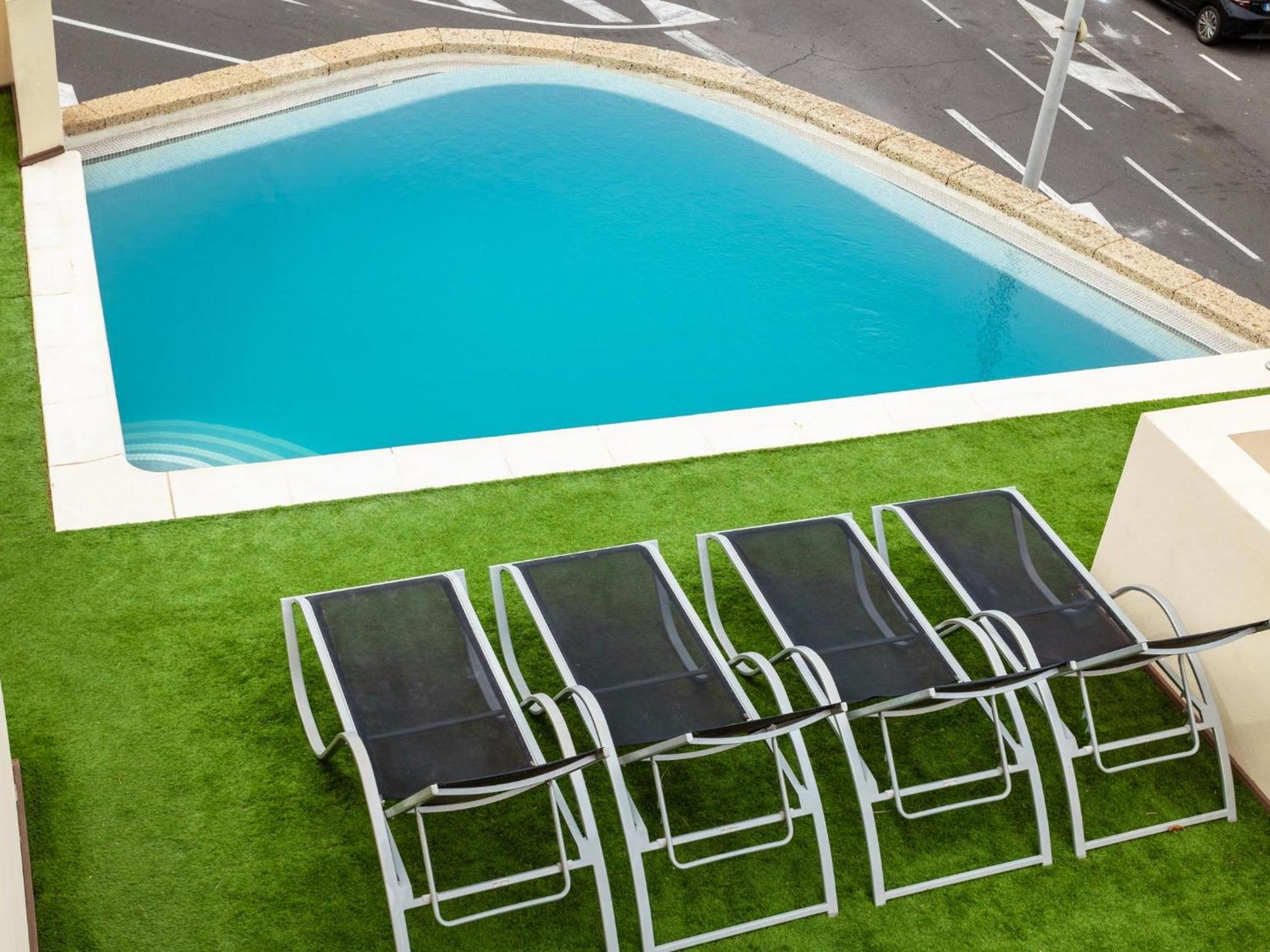 Villa Olbia Charming Dreamview With Jacuzzi 아데제 외부 사진