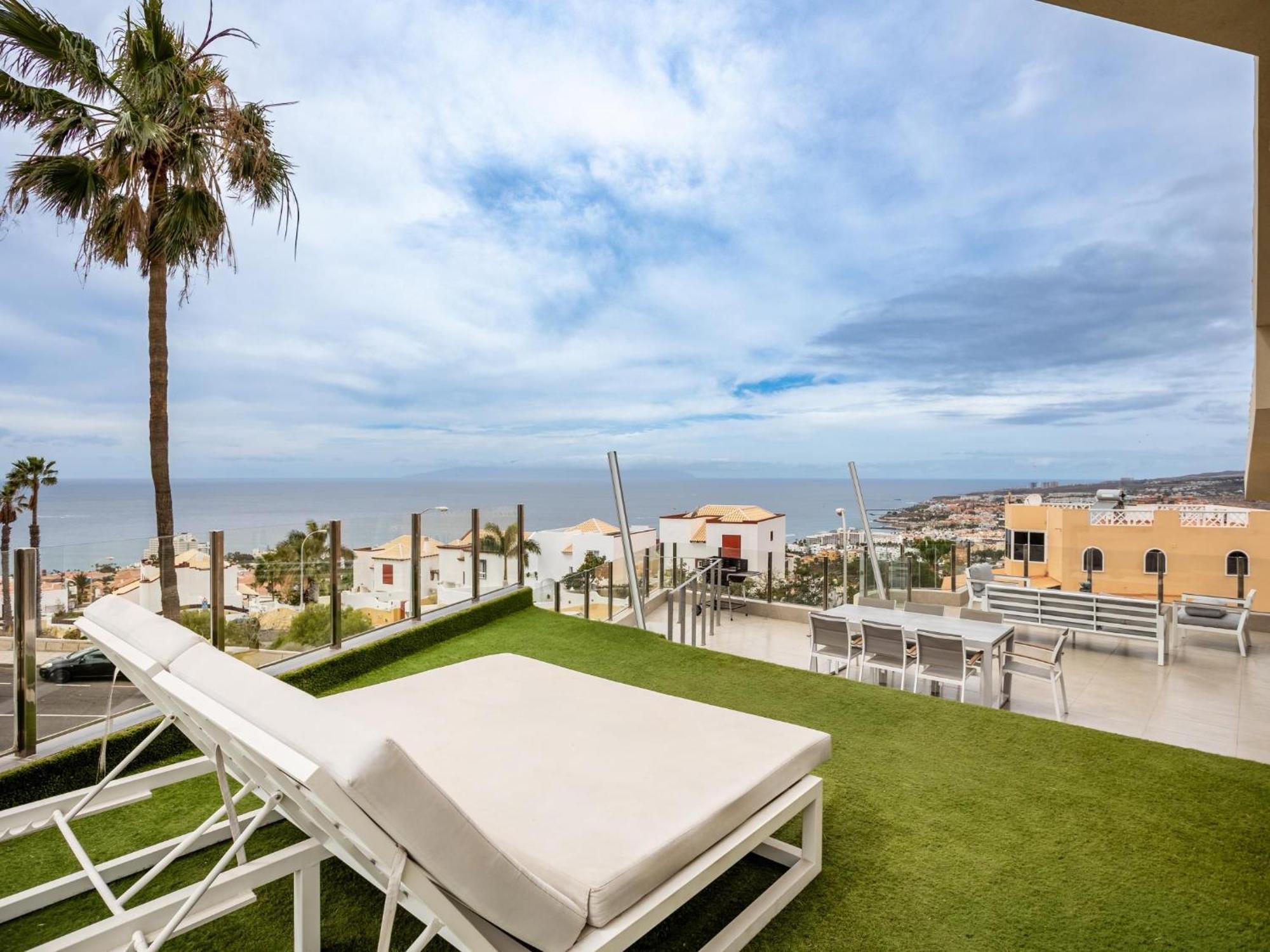 Villa Olbia Charming Dreamview With Jacuzzi 아데제 외부 사진